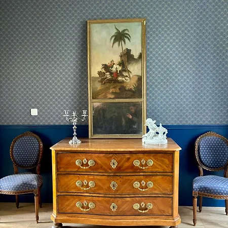 Chateau De La Pervenchere Exotique * Casson